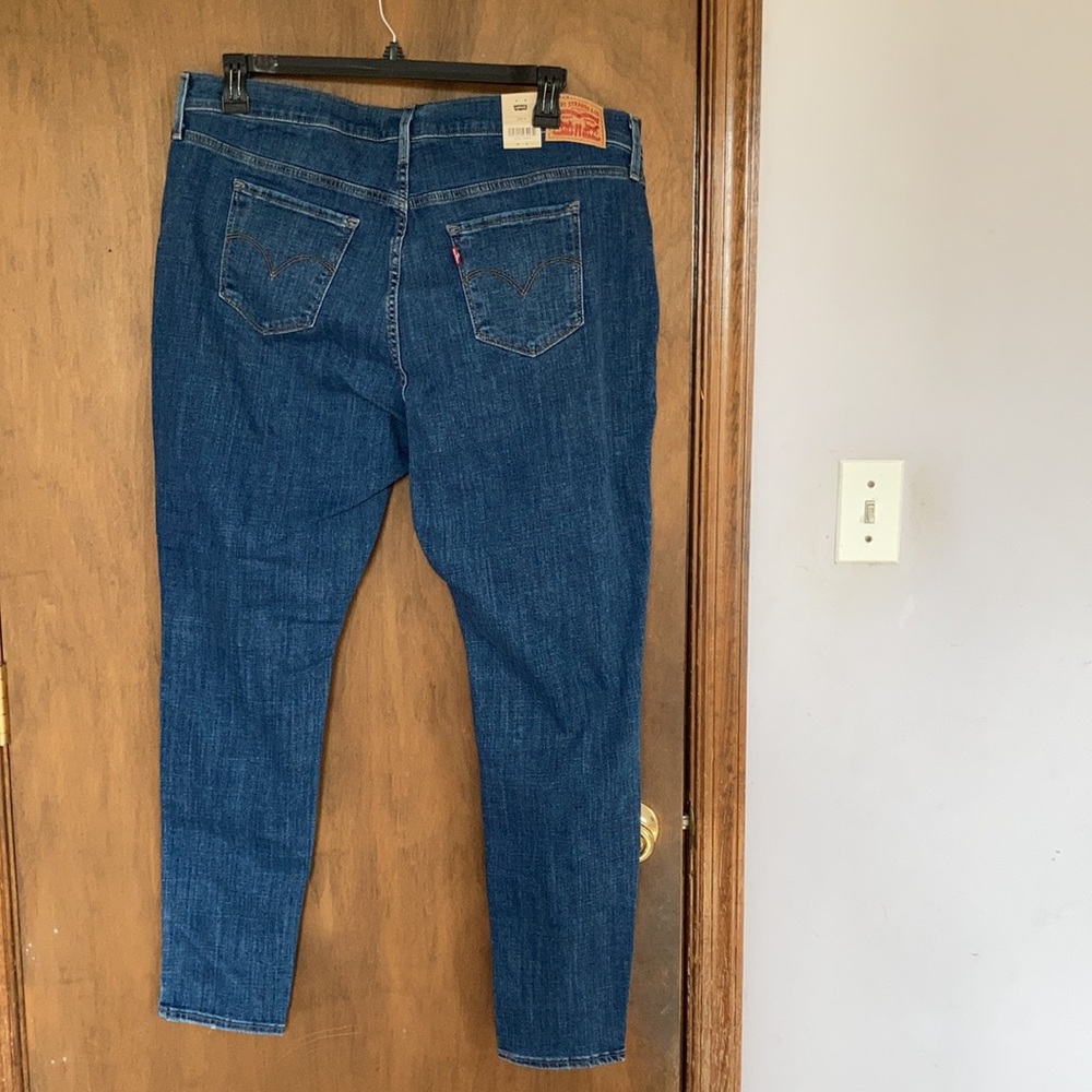 Levi’s 711 mid rise Skinny distressed jean hypersoft 16W - Picture 8 of 17